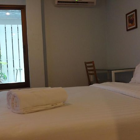 Mango Bedroom Inn Бангкок Экстерьер фото
