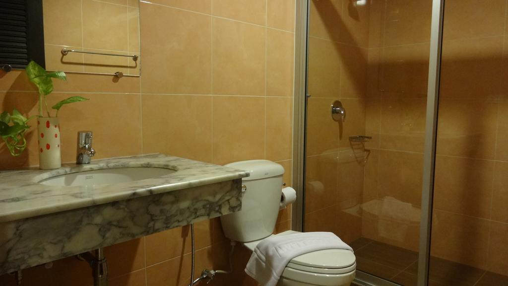 Mango Bedroom Inn Бангкок Экстерьер фото